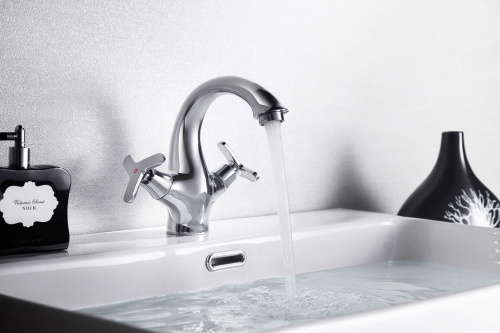 Смеситель для раковины Rossinka RS40 (RS40-61) фото 3