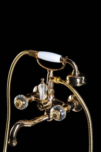 Смеситель для ванны(душевой комплект)