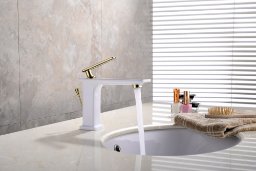 Смеситель для раковины Lemark Mista (LM6406WG) фото 3