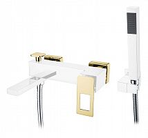 Смеситель для ванны с душем ChromeChrome