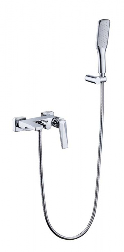 смеситель для ванны с душ.гарнитуром хром