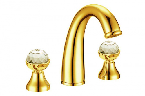 Смеситель для раковины на 3 отверстия